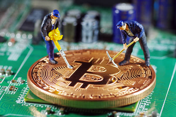 徐工机械(000425.SZ)：国际化收入占比40%左右 预计海外市场保持良好趋势